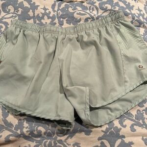Oiselle running shorts - size small!